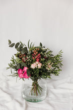 Load image into Gallery viewer, Mymble Romantic Pink and White Gift Bouquet
